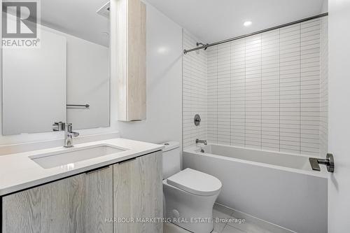 804 - 86 Dundas Street E, Mississauga, ON - Indoor Photo Showing Bathroom