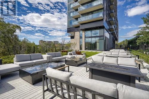 804 - 86 Dundas Street E, Mississauga, ON - Outdoor