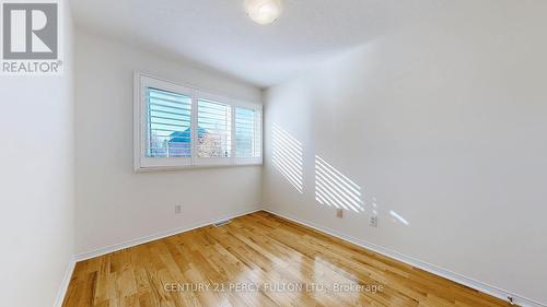 6901 Apex Court, Mississauga, ON - Indoor Photo Showing Other Room