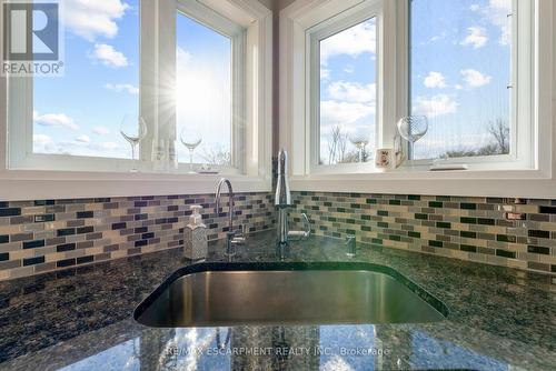 75642 Diltz Road, Wainfleet, ON - Indoor Photo Showing Kitchen