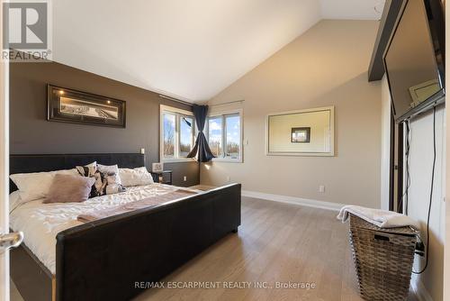 75642 Diltz Road, Wainfleet, ON - Indoor Photo Showing Bedroom