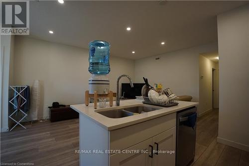 A1 - 405 Myers Road, Cambridge, ON - Indoor Photo Showing Kitchen With Double Sink