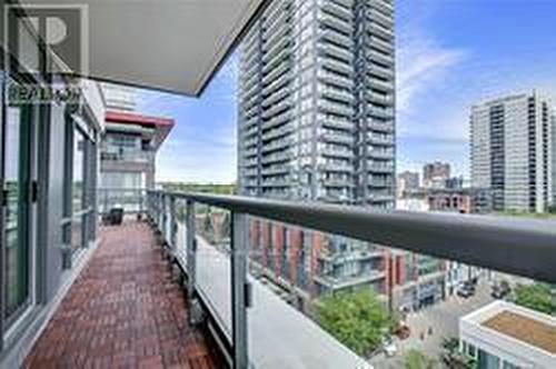 810 - 200 Sackville Street, Toronto, ON - Outdoor