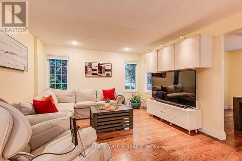 1 - 494 Beechwood Drive, Waterloo, ON - Indoor Photo Showing Living Room