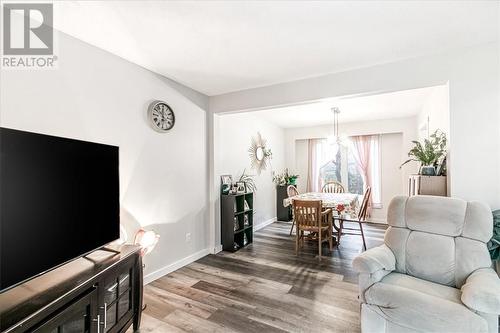 3285 St. Laurent Street, Chelmsford, ON - Indoor Photo Showing Living Room