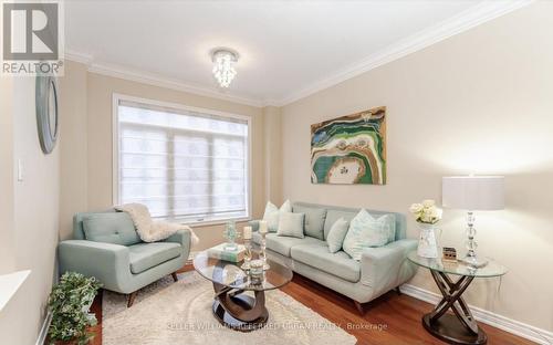 4 Hawkweed Manor, Markham, ON - Indoor Photo Showing Living Room