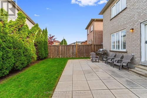 118 Sunridge Street, Richmond Hill, ON - Outdoor