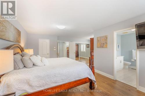 118 Sunridge Street, Richmond Hill, ON - Indoor Photo Showing Bedroom