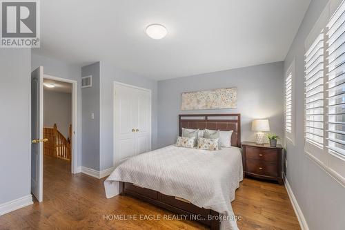 118 Sunridge Street, Richmond Hill, ON - Indoor Photo Showing Bedroom