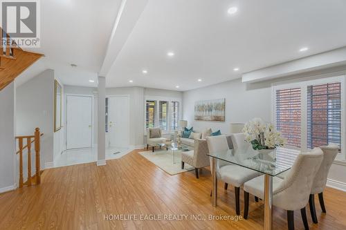 118 Sunridge Street, Richmond Hill, ON - Indoor Photo Showing Dining Room