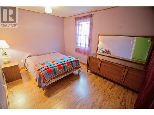 5218 Haynes Road, Oliver, BC - Indoor Photo Showing Bedroom