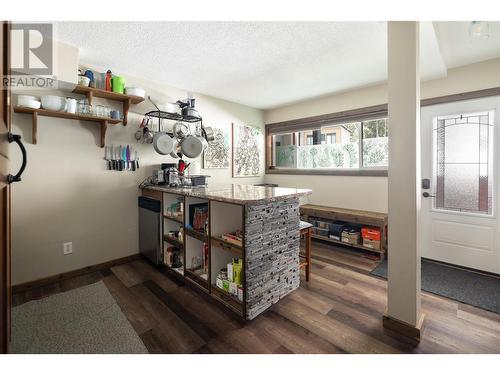 9870 And 9868 Pinnacles Road, Vernon, BC - Indoor Photo Showing Other Room