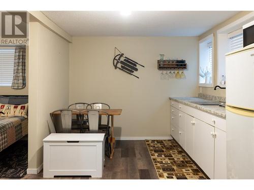 9870 And 9868 Pinnacles Road, Vernon, BC - Indoor