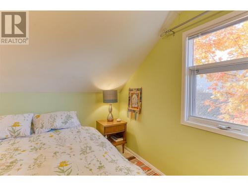 807 Observatory Street, Nelson, BC - Indoor Photo Showing Bedroom