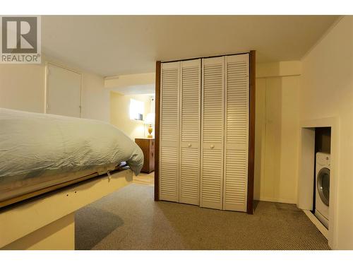 807 Observatory Street, Nelson, BC - Indoor Photo Showing Bedroom