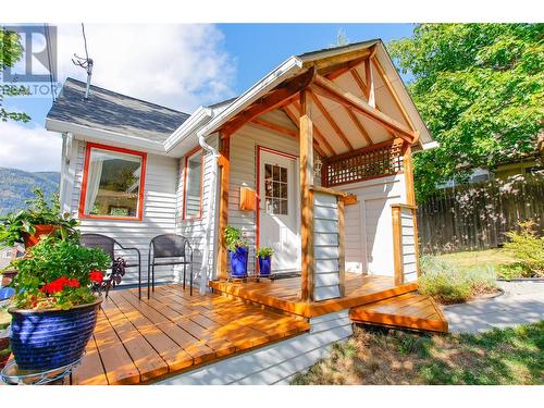 807 Observatory Street, Nelson, BC - Outdoor With Deck Patio Veranda