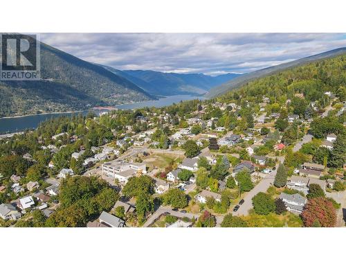 807 Observatory Street, Nelson, BC - Outdoor With View