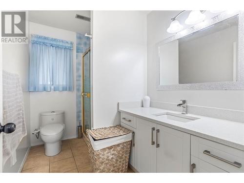 Master Ensuite - with Shower - 1730 Simpson Court, Kelowna, BC - Indoor Photo Showing Bathroom