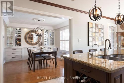 13 Chessington Street, St. Catharines (453 - Grapeview), ON - Indoor Photo Showing Dining Room