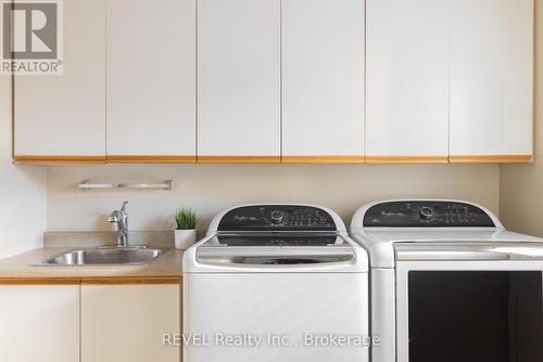 13 Chessington Street, St. Catharines (453 - Grapeview), ON - Indoor Photo Showing Laundry Room