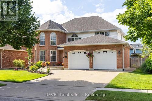 13 Chessington Street, St. Catharines (453 - Grapeview), ON - Outdoor With Facade