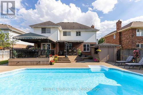 13 Chessington Street, St. Catharines (453 - Grapeview), ON - Outdoor With In Ground Pool With Deck Patio Veranda