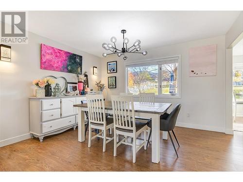 1523 Sunridge Court, Kelowna, BC - Indoor Photo Showing Dining Room