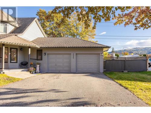 1523 Sunridge Court, Kelowna, BC - Outdoor