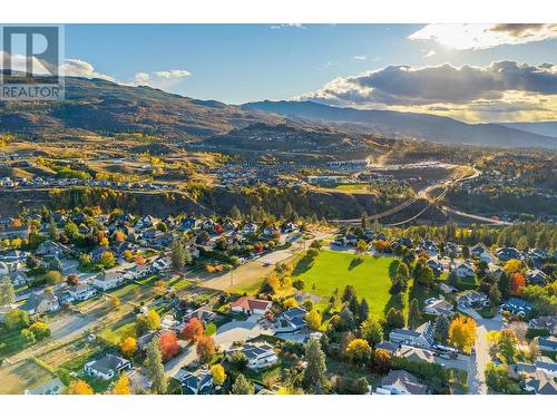 1523 Sunridge Court, Kelowna, BC - Outdoor With View