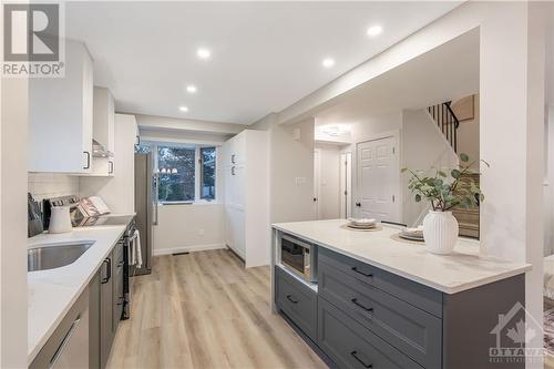 272 Cote Royale Crescent, Ottawa, ON - Indoor Photo Showing Kitchen