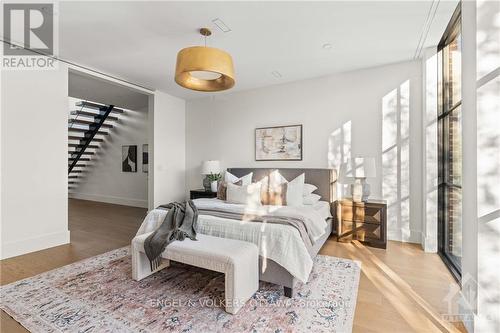 246 Byron Avenue, Ottawa, ON - Indoor Photo Showing Bedroom