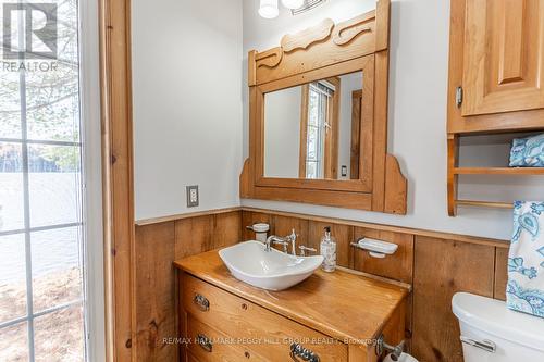 3978 South Portage Road, Huntsville, ON - Indoor Photo Showing Bathroom