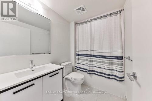 408 - 385 Winston Road, Grimsby, ON - Indoor Photo Showing Bathroom