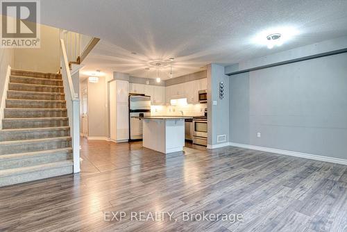 60 - 535 Margaret Street, Cambridge, ON - Indoor Photo Showing Kitchen