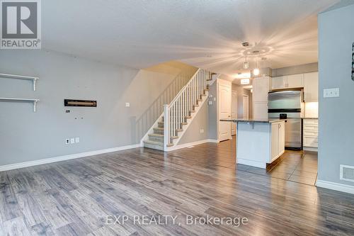 60 - 535 Margaret Street, Cambridge, ON - Indoor Photo Showing Kitchen