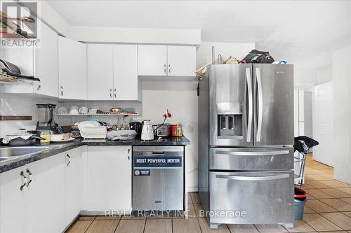 770 Barton Street E, Hamilton, ON - Indoor Photo Showing Kitchen