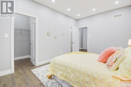 224 Freure Drive, Cambridge, ON - Indoor Photo Showing Bedroom