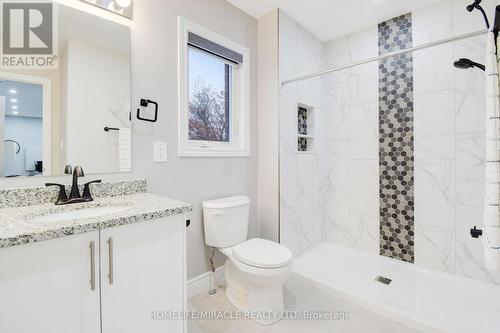 224 Freure Drive, Cambridge, ON - Indoor Photo Showing Bathroom