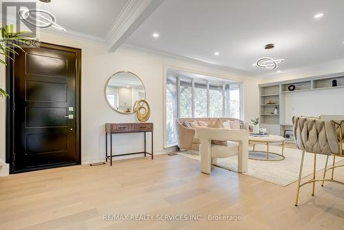 5133 Cherryhill Crescent, Burlington, ON - Indoor Photo Showing Other Room