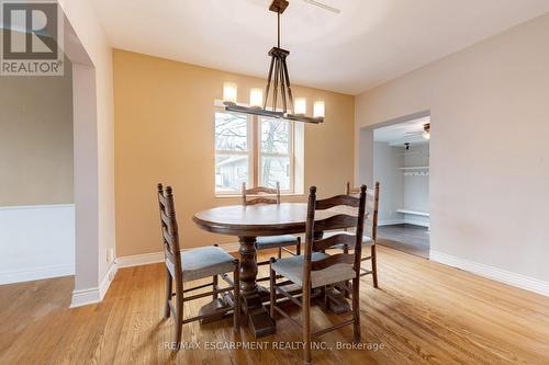 232 East 8Th Street, Hamilton, ON - Indoor Photo Showing Dining Room