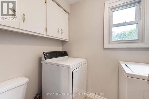 232 East 8Th Street, Hamilton, ON - Indoor Photo Showing Laundry Room