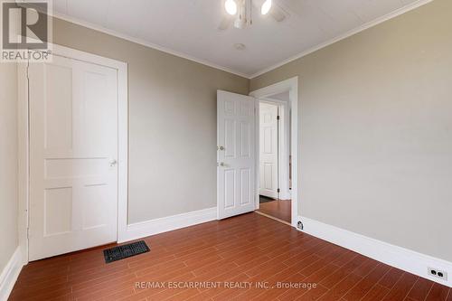 232 East 8Th Street, Hamilton, ON - Indoor Photo Showing Other Room