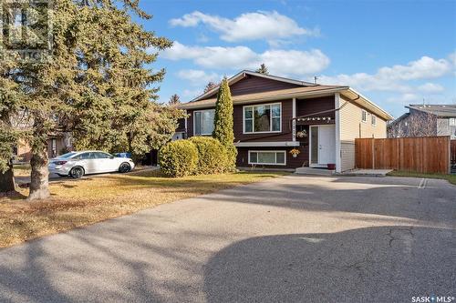 1929 Mckercher Drive, Saskatoon, SK - Outdoor With Facade