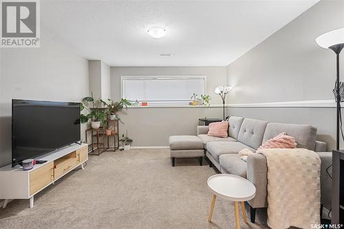 1929 Mckercher Drive, Saskatoon, SK - Indoor