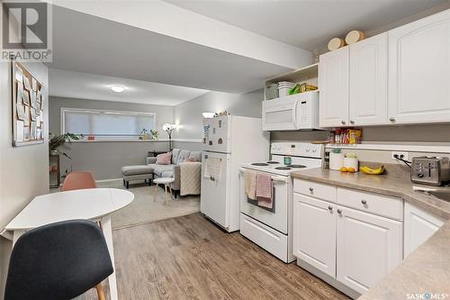 1929 Mckercher Drive, Saskatoon, SK - Indoor Photo Showing Kitchen