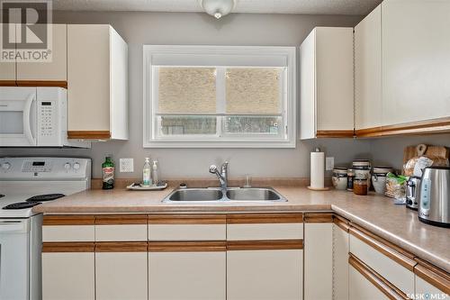 1929 Mckercher Drive, Saskatoon, SK - Indoor Photo Showing Kitchen With Double Sink