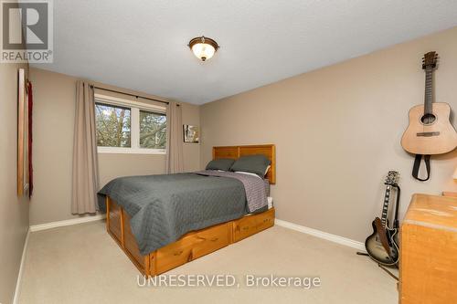 640 Pineridge Road, Waterloo, ON - Indoor Photo Showing Bedroom