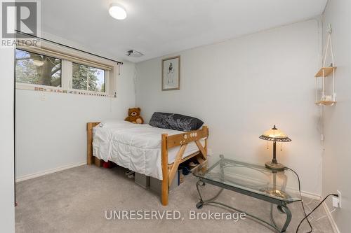 640 Pineridge Road, Waterloo, ON - Indoor Photo Showing Bedroom