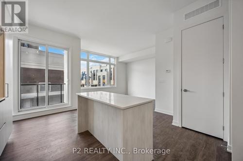 8 David Eyer Road, Richmond Hill, ON - Indoor Photo Showing Other Room