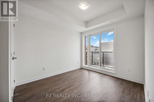 8 David Eyer Road, Richmond Hill, ON - Indoor Photo Showing Other Room